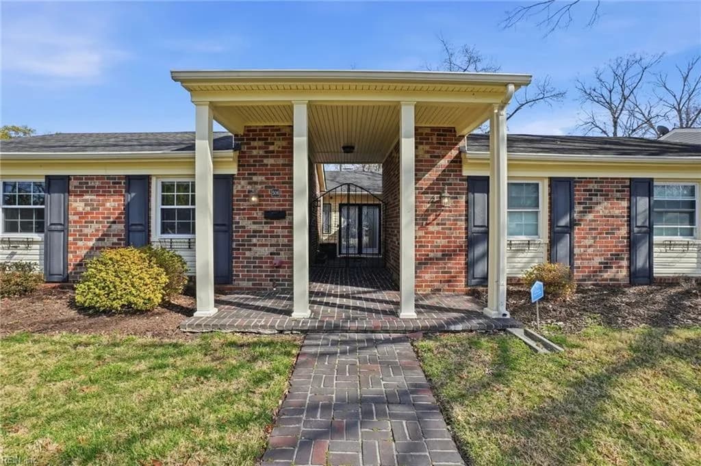 506 Carters Grove CT, HAMPTON VA 23663 - Photo 3