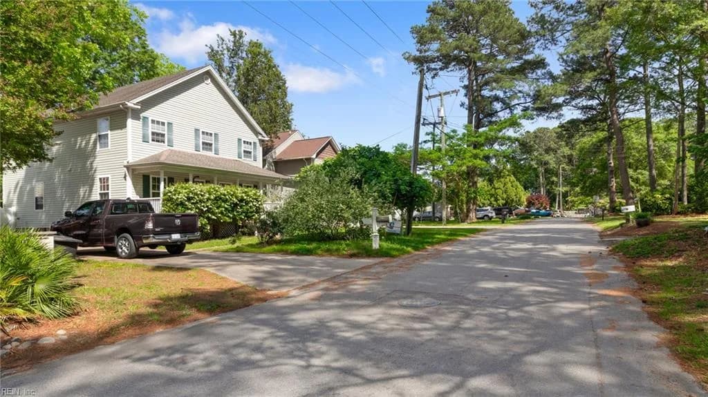 330 Thelmar LN, PORTSMOUTH VA 23701 - Photo 3