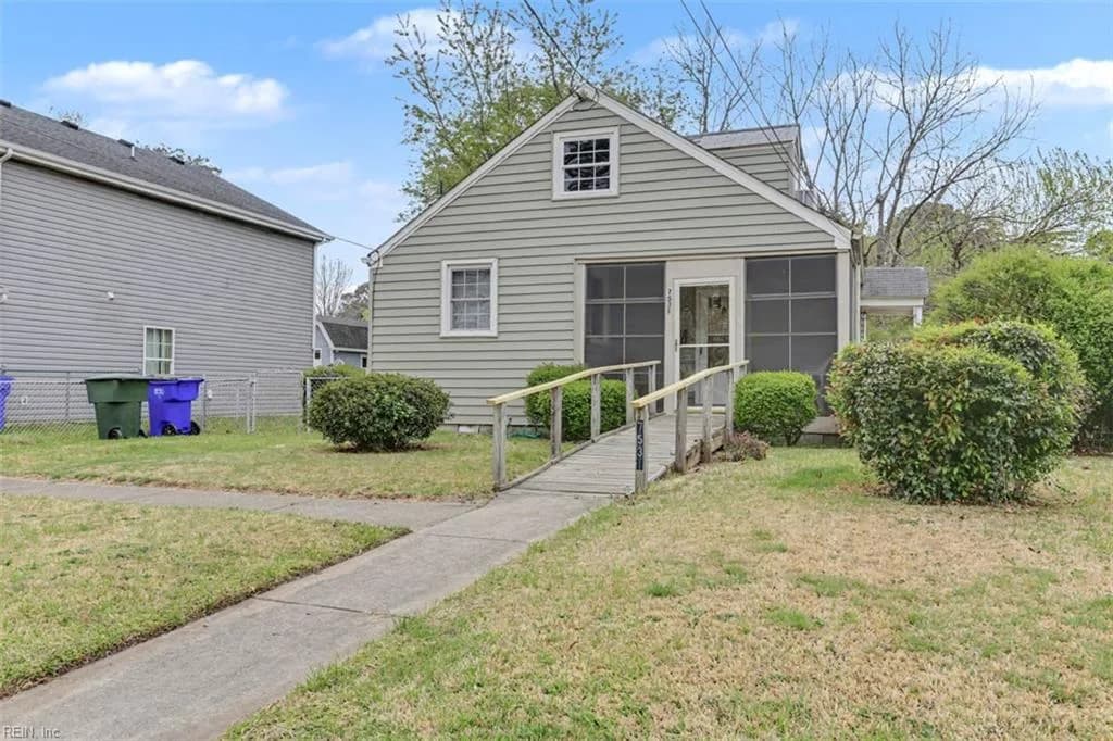 7531 Yorktown DR, NORFOLK VA 23505 - Photo 4