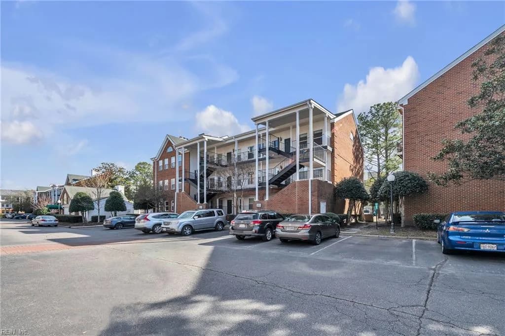 203 Westover AVE #202, NORFOLK VA 23507 - Photo 5