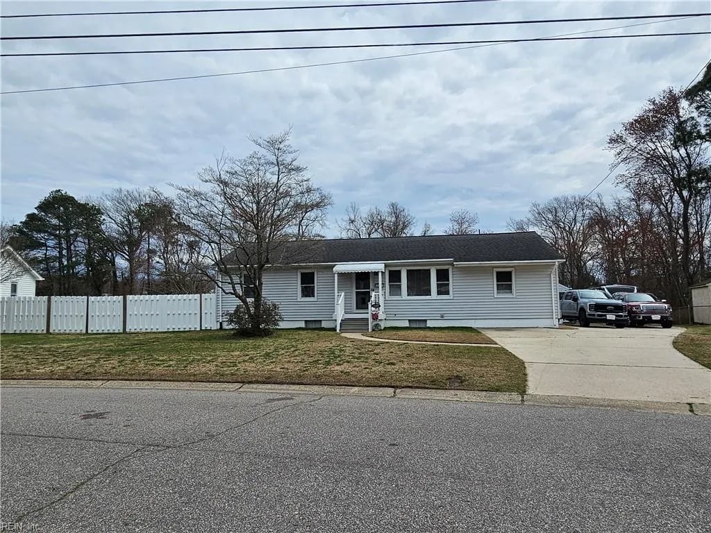 1137 Leland CIR, Virginia Beach — 4 bed Residential, 1,248 sqft
