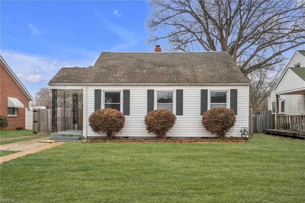 13 E Lamington RD, HAMPTON VA 23669 - Photo 4