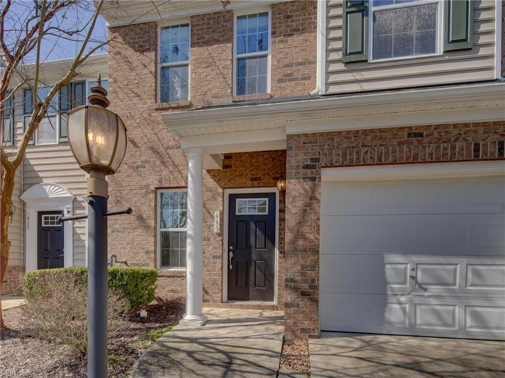 415 Alexia LN, Yorktown — 3 bed Residential, 1,517 sqft