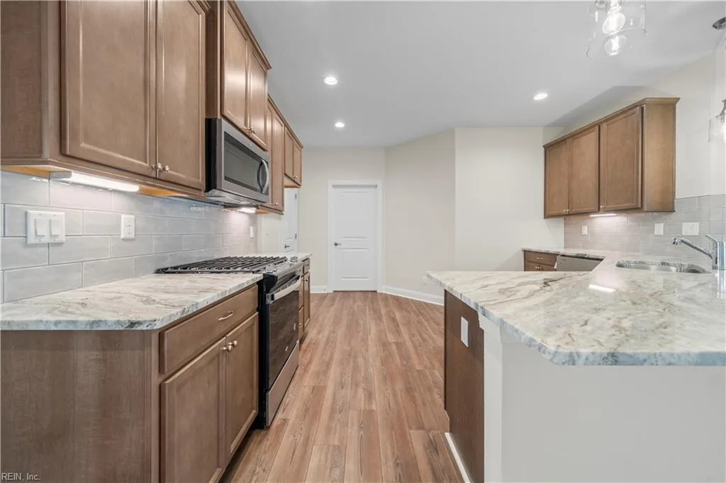 4725 Mahogany RN, CHESAPEAKE VA 23321 - Photo 3