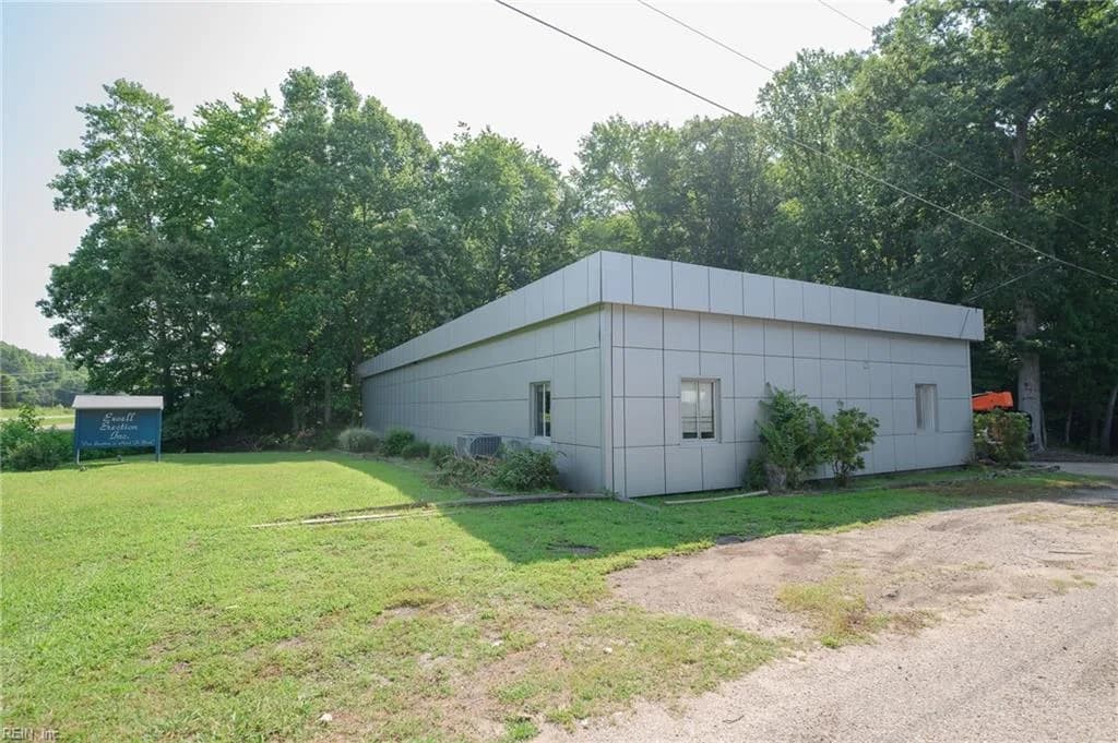 9991 John Clayton Memorial HWY, GLOUCESTER VA 23061 - Photo 2