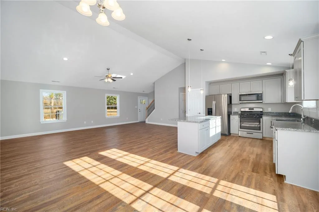 725 Great Fork RD, SUFFOLK VA 23438 - Photo 4