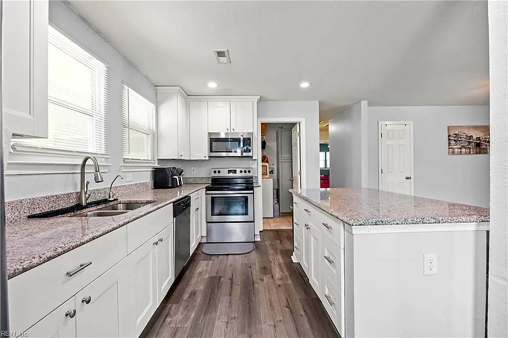2605 Roanoke AVE, PORTSMOUTH VA 23704 - Photo 4