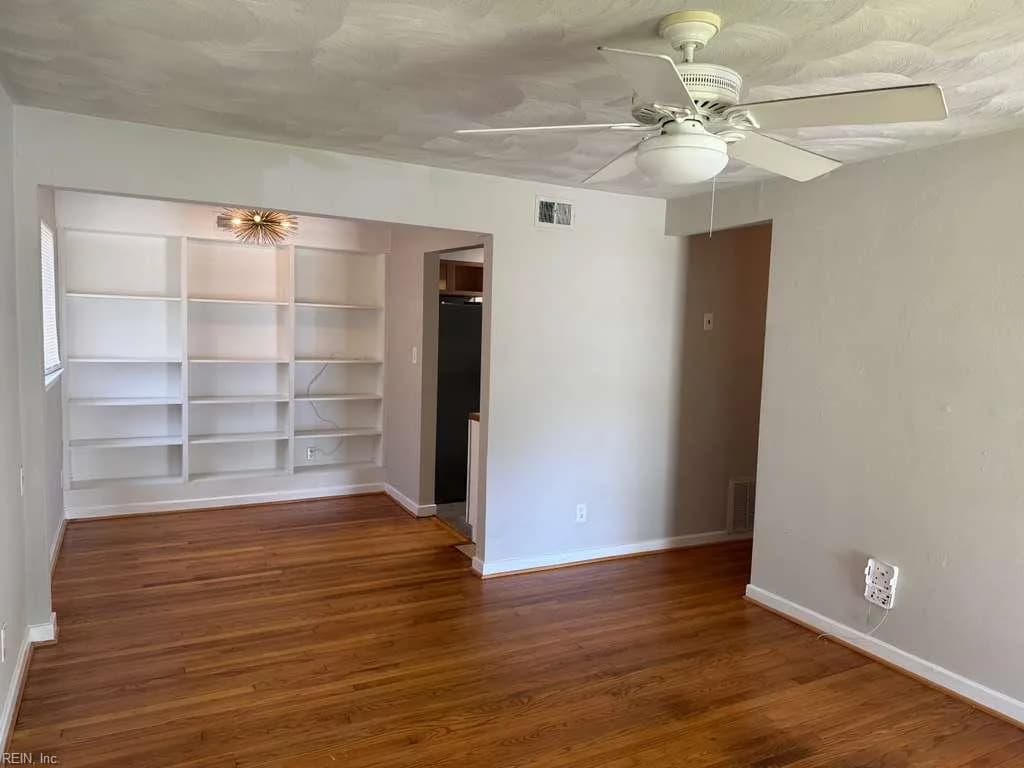 5404 Douglas ST, NORFOLK VA 23509 - Photo 5