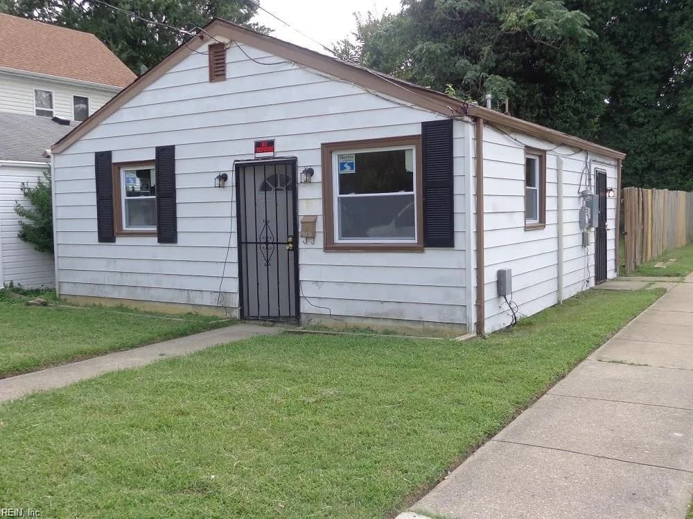 1101 Leake ST, NORFOLK VA 23523 - Photo 2