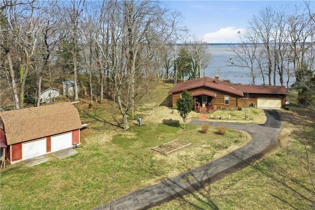 121 Meadowlark Ln NONE, SURRY VA 23883