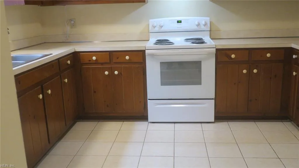156 Sloane PL, NEWPORTNEWS VA 23606 - Photo 4