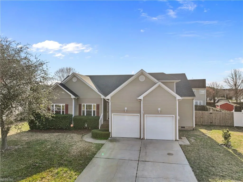 1881 Dolina DR, Virginia Beach — 4 bed Residential, 2,253 sqft