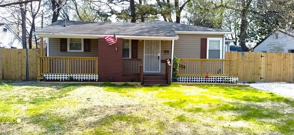 8228 Edwin DR, NORFOLK VA 23505 - Photo 2
