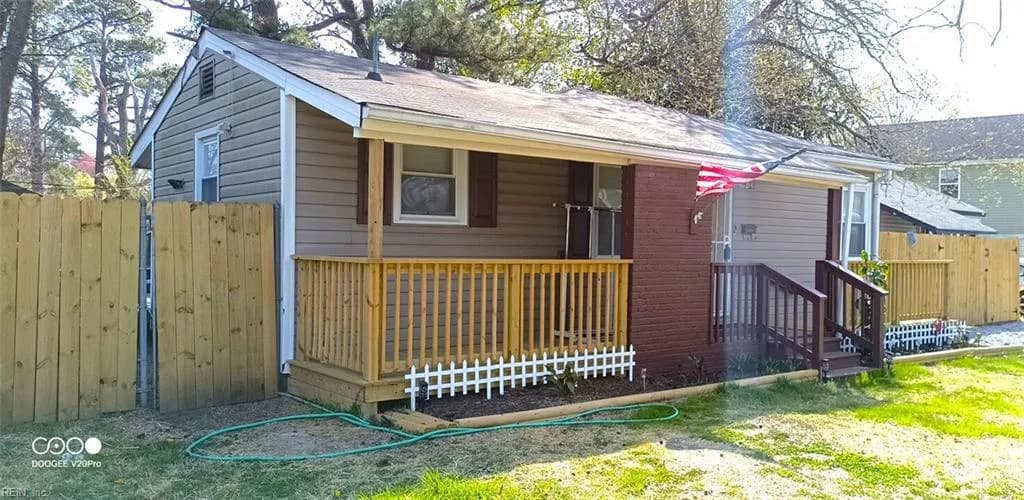 8228 Edwin DR, NORFOLK VA 23505 - Photo 4