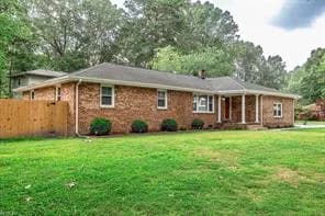817 Englewood DR, CHESAPEAKE VA 23320 - Photo 2