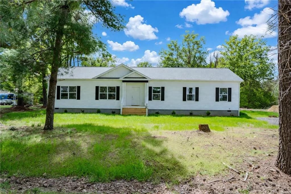 6606 Kimberly DR, GLOUCESTER VA 23061 - Main photo