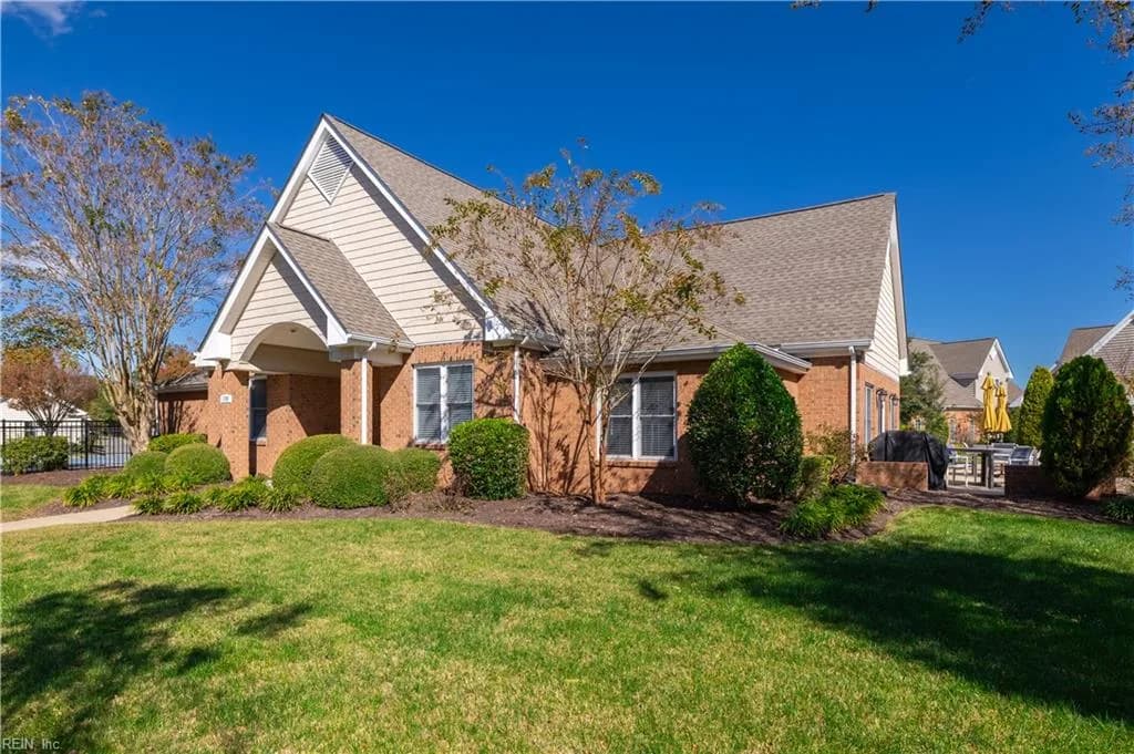 205 Oxford AVE #39-2, SMITHFIELD VA 23430 - Photo 4