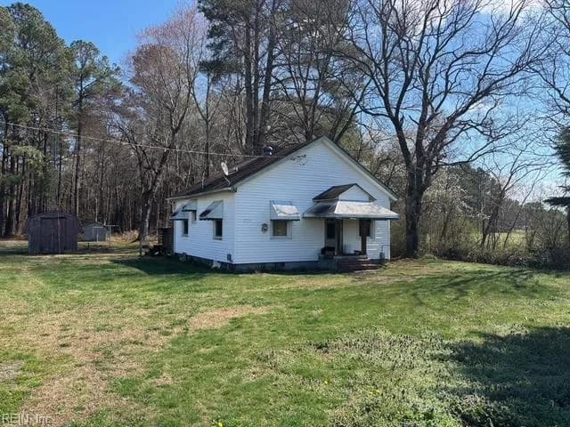 23227 Stave Mill RD, WINDSOR VA 23487 - Main photo