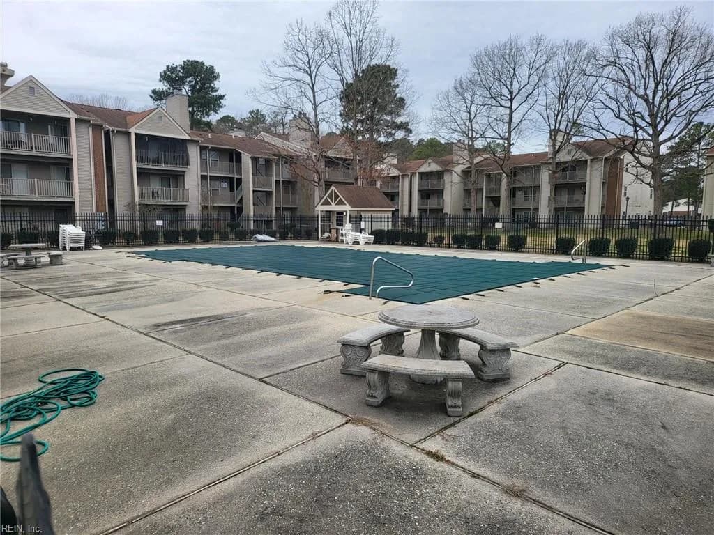541 Pineland CIR #301, NEWPORTNEWS VA 23608 - Photo 4