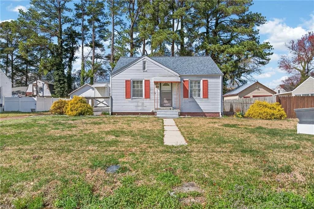 15 Byers AVE, PORTSMOUTH VA 23701 - Main photo