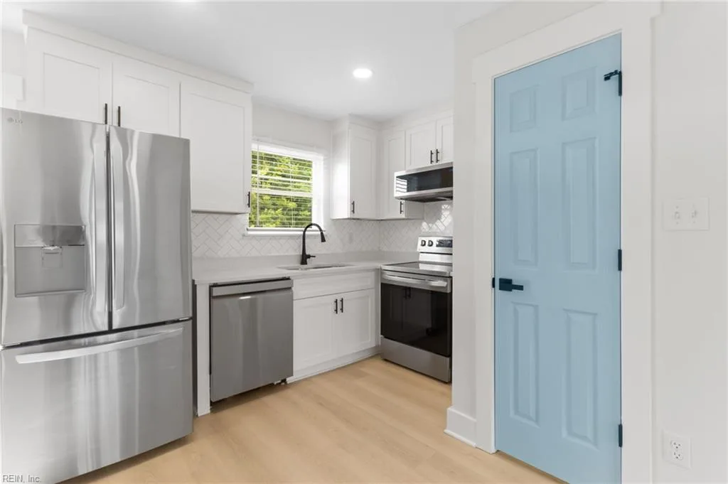 9600 2nd Bay ST #203, Norfolk — 2 bed Residential, 1,065 sqft
