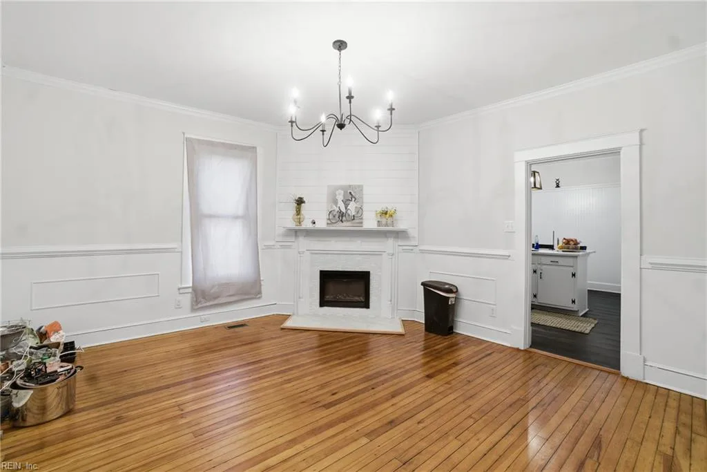 498 Romayne DR, NEWPORTNEWS VA 23601 - Photo 5