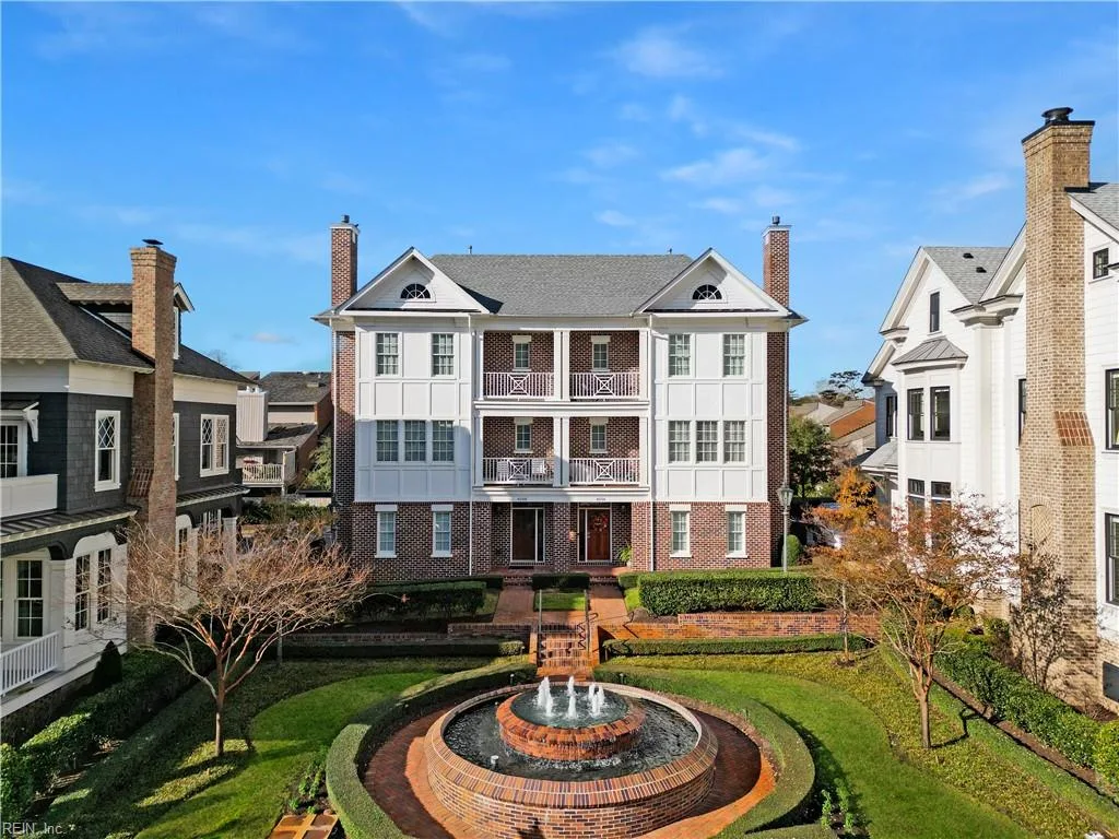 4056 Harlow ST, VIRGINIABEACH VA 23451