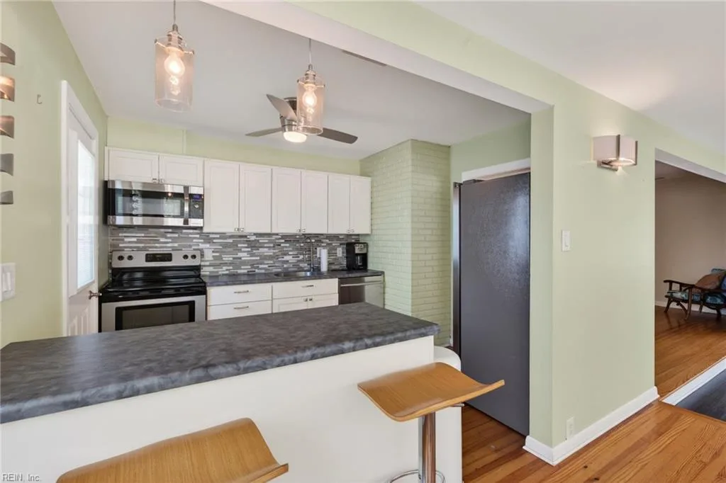 580 General Booth BLVD, VIRGINIABEACH VA 23451 - Photo 4