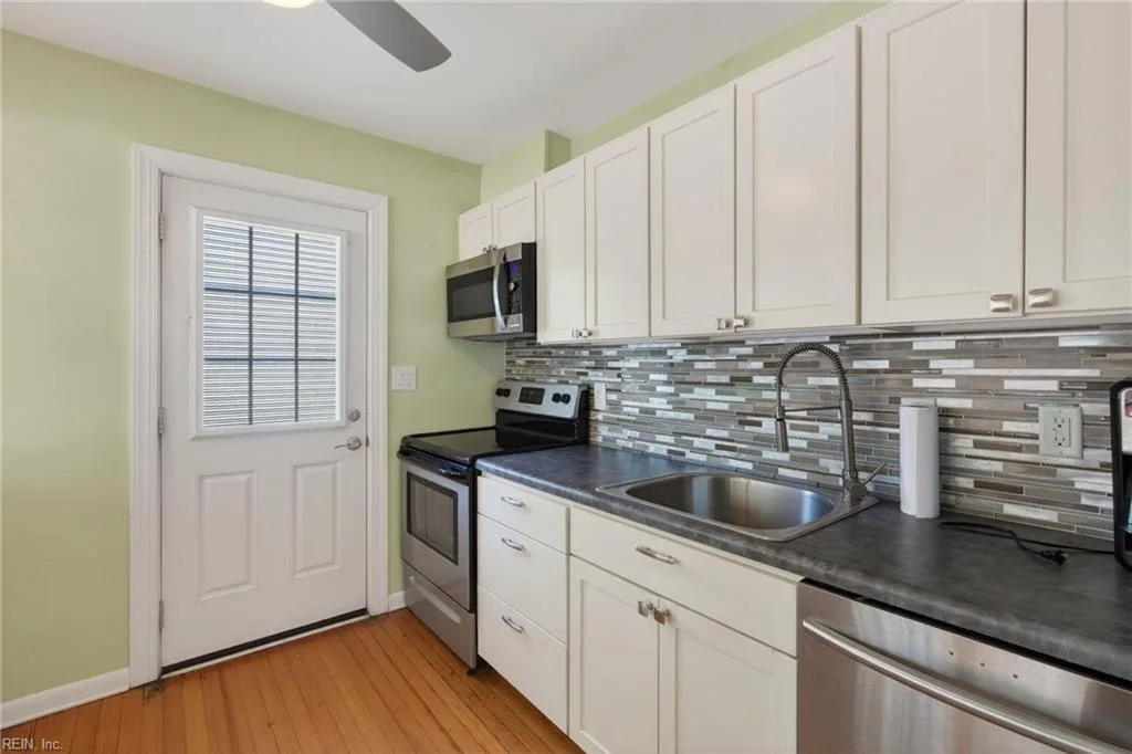 580 General Booth BLVD, VIRGINIABEACH VA 23451 - Photo 5