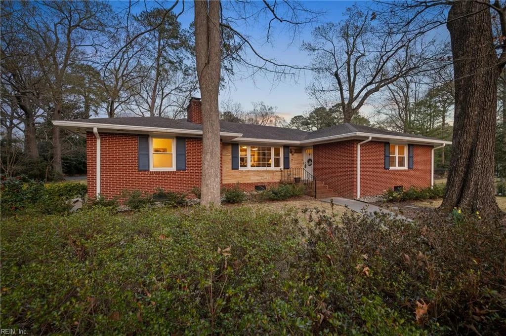 1605 Mallard LN, Virginia Beach — 4 bed Residential, 2,794 sqft