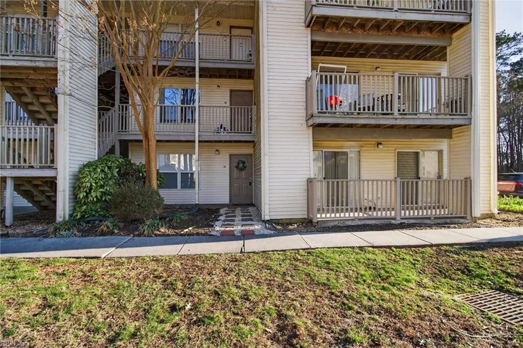 540 Pineland CIR #103, NEWPORTNEWS VA 23605 - Photo 3