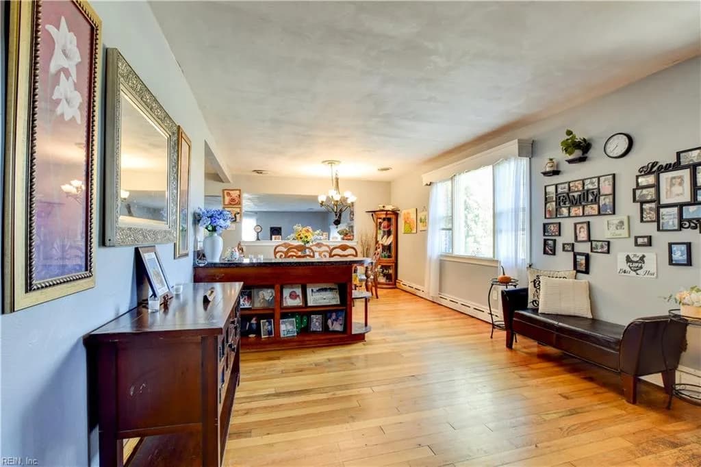 44 N Court ST, WINDSOR VA 23487 - Photo 4
