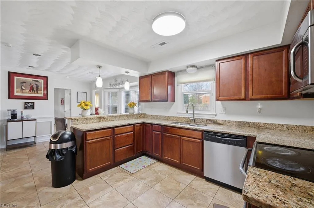 5316 Tuza LN, VIRGINIABEACH VA 23464 - Photo 5