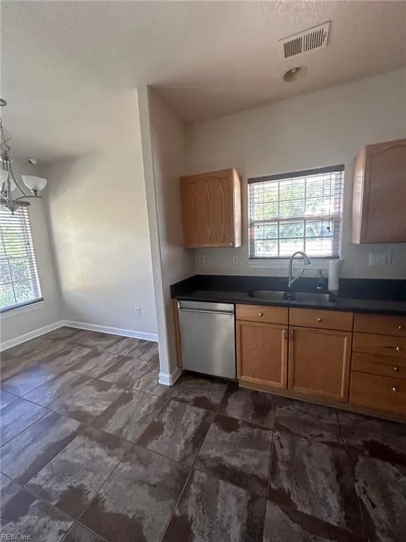 488 S Birdneck RD, VIRGINIABEACH VA 23451 - Photo 4