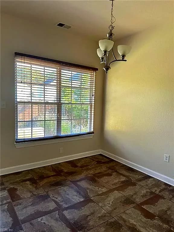 488 S Birdneck RD, VIRGINIABEACH VA 23451 - Photo 5