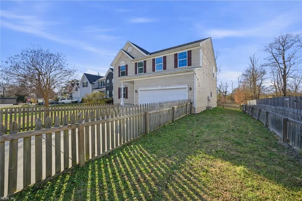 7 Mary Ann DR, Hampton — 5 bed Residential, 3,250 sqft