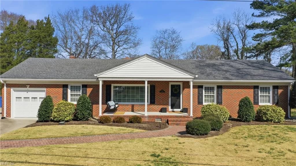 2420 River Oaks DR, CHESAPEAKE VA 23321 - Main photo