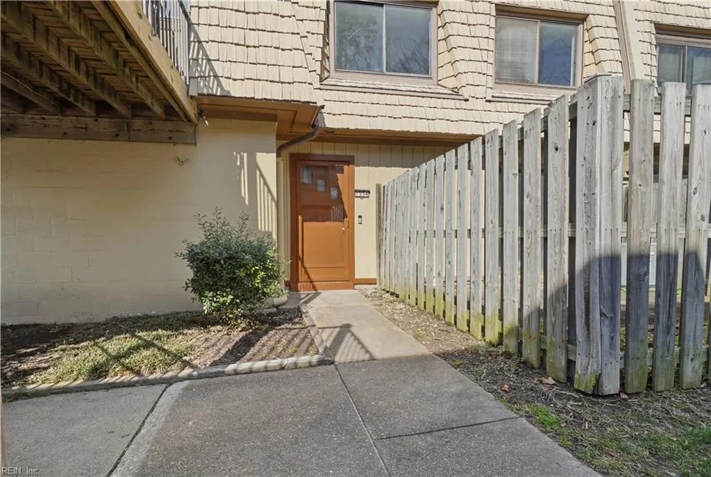 1554 Monterry PL, NEWPORTNEWS VA 23608 - Photo 3