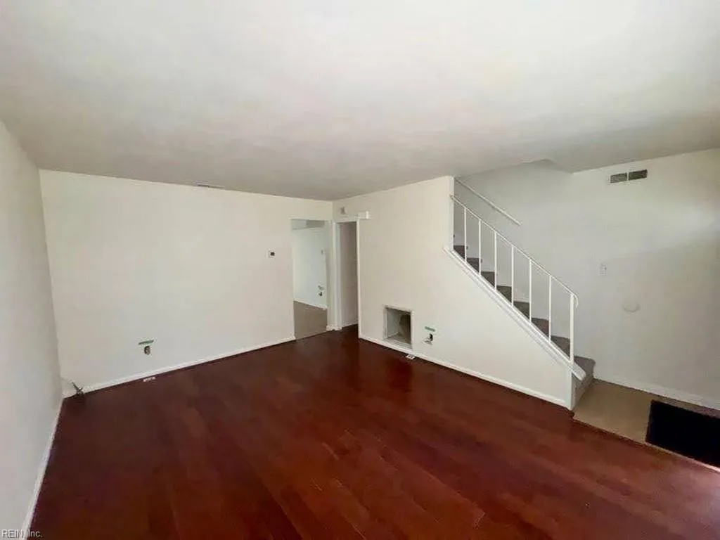 3560 Dana LN, VIRGINIABEACH VA 23452 - Photo 4