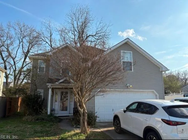 718 14th ST #C, Virginia Beach — 4 bed Residential, 1,651 sqft