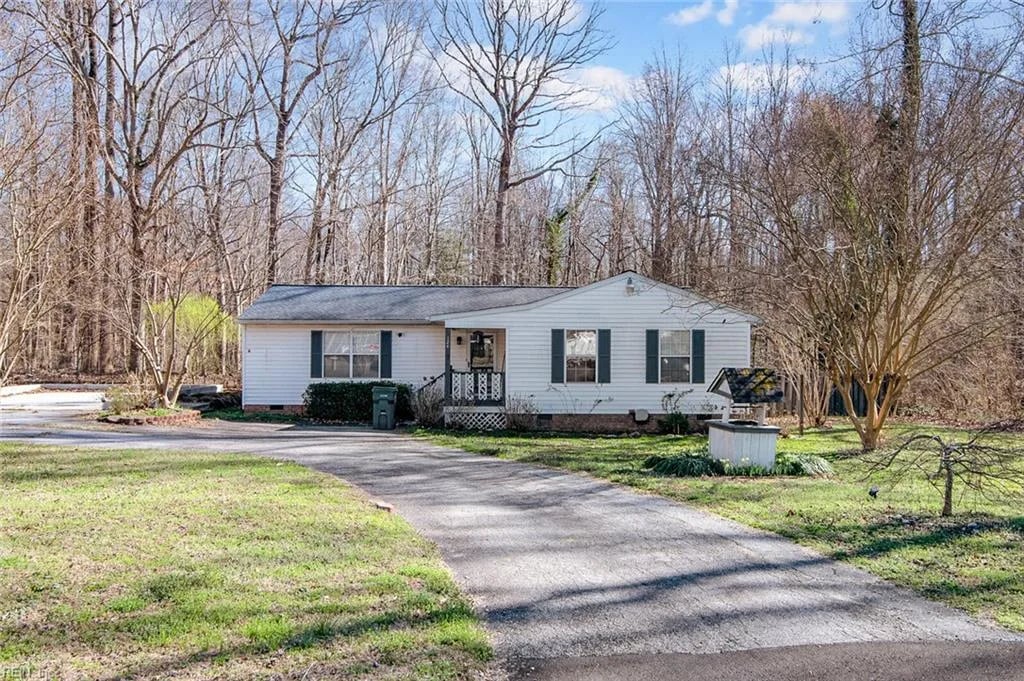124 Woodside DR, Williamsburg — 3 bed Residential, 1,348 sqft