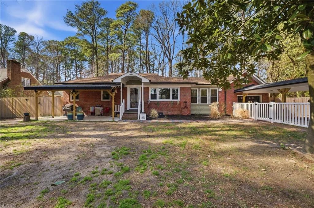 824 E Sparrow RD, VIRGINIA BEACH VA 23464 - Main photo