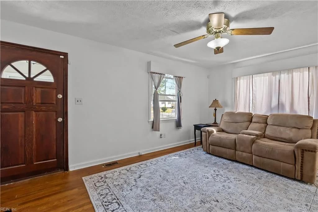 123 North Sixth ST, HAMPTON VA 23664 - Photo 4