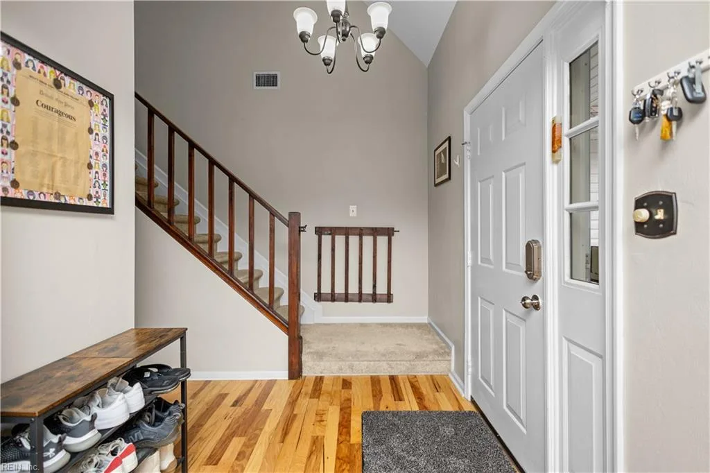 126 Highlands PW, NEWPORTNEWS VA 23603 - Photo 4