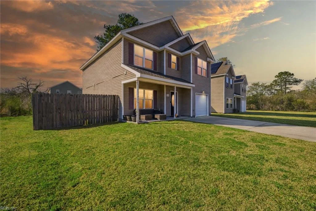 23 Diamond AVE, Chesapeake — 4 bed Residential, 2,000 sqft