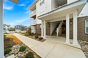 1728 Vankar DR #106, VIRGINIA BEACH VA 23456 - Main photo