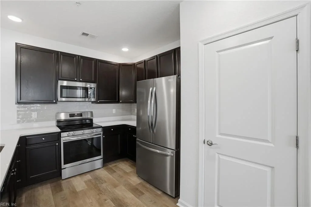 1728 Vankar DR #106, VIRGINIABEACH VA 23456 - Photo 5
