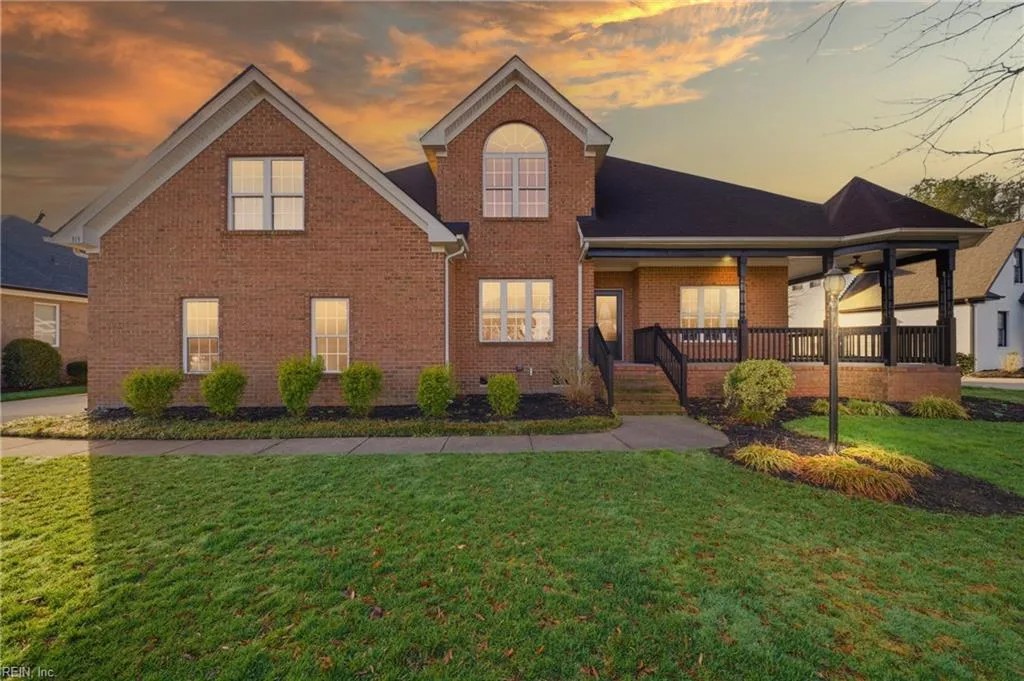 313 Sweetbay DR, Chesapeake — 5 bed Residential, 3,328 sqft