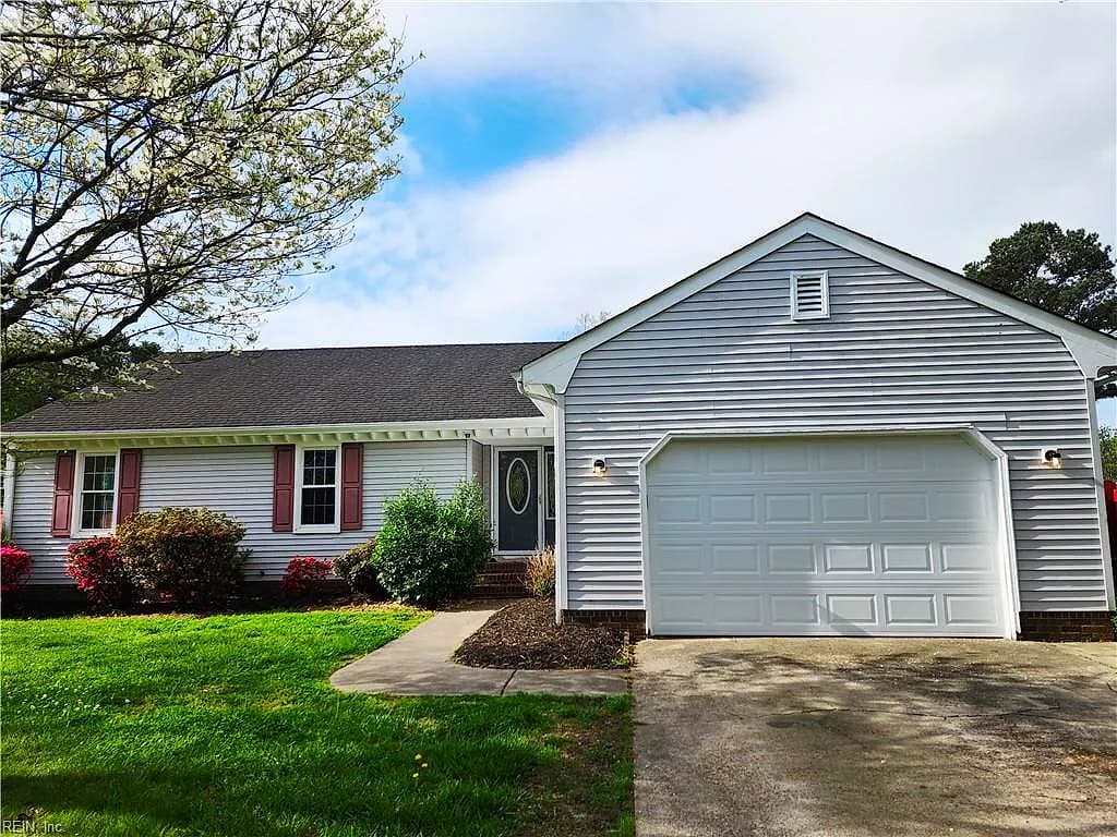 821 Lindale DR, CHESAPEAKE VA 23320 - Main photo