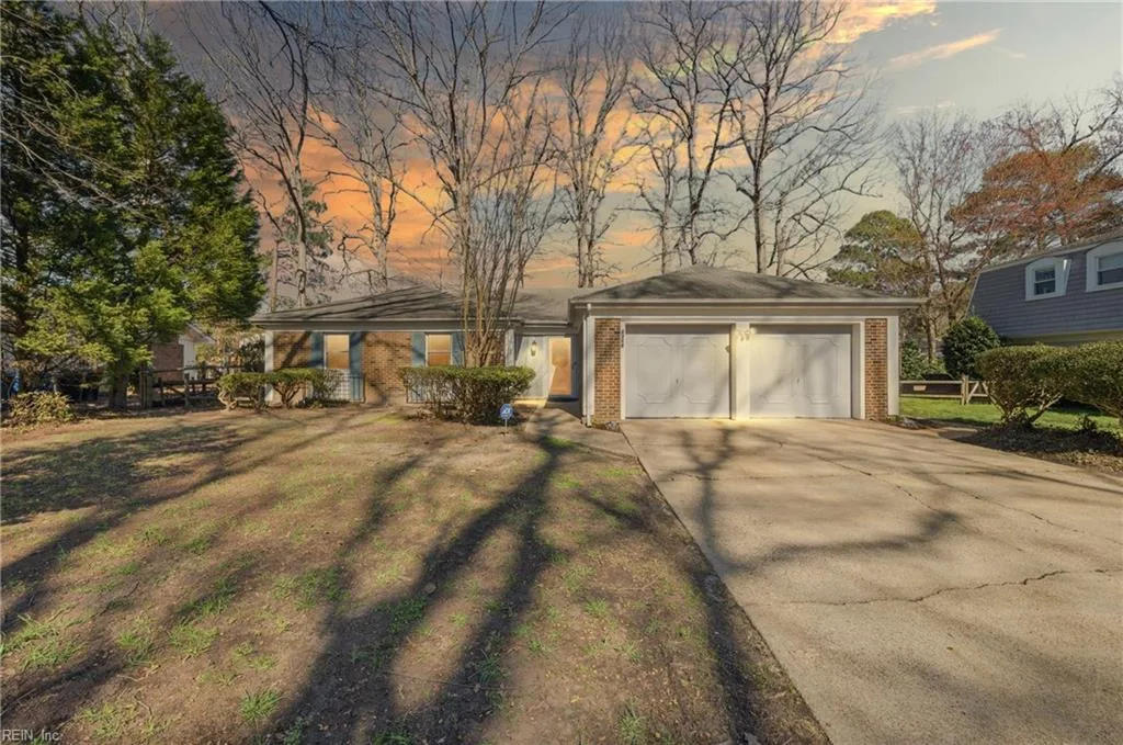 6356 Colby WAY, Virginia Beach — 4 bed Residential, 1,960 sqft